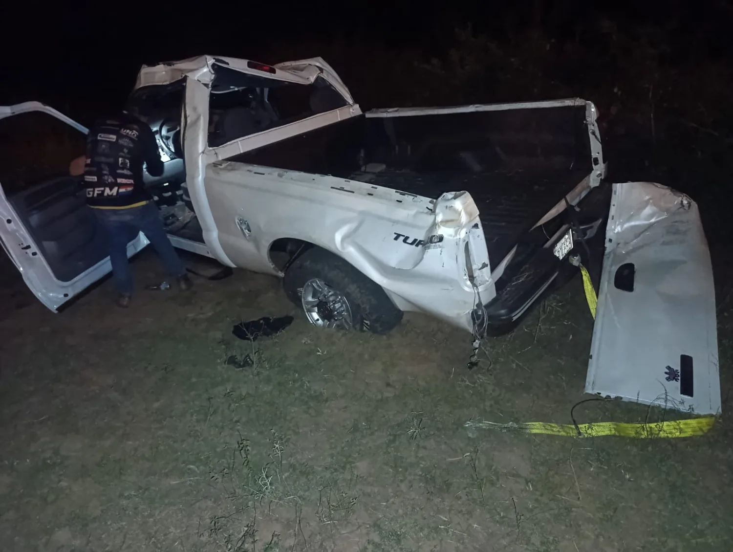 Un hombre muere tras el vuelco de su camioneta sobre la ruta PY08 en Bella Vista Norte