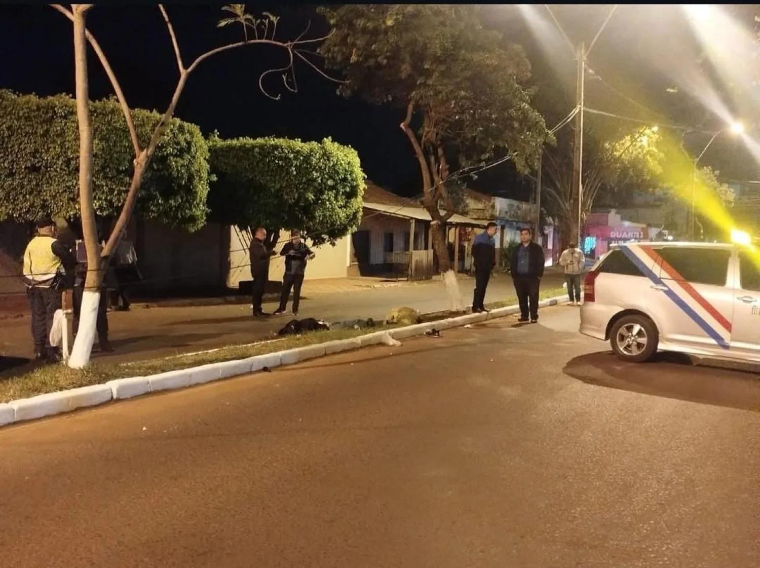 Un motociclista muere tras chocar contra un árbol en el centro de Pedro Juan Caballero