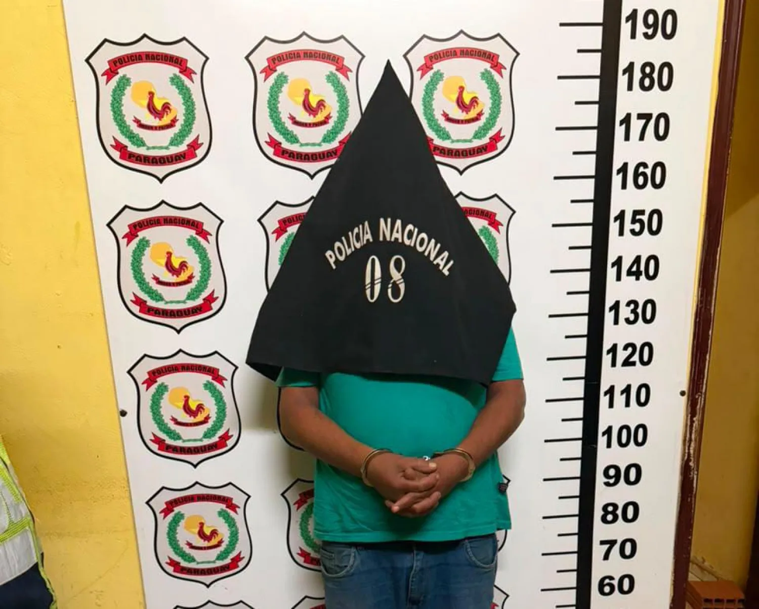 PJC: Aprehenden a un brasileño tras invadir una casa y perseguir desnudo a una sexagenaria