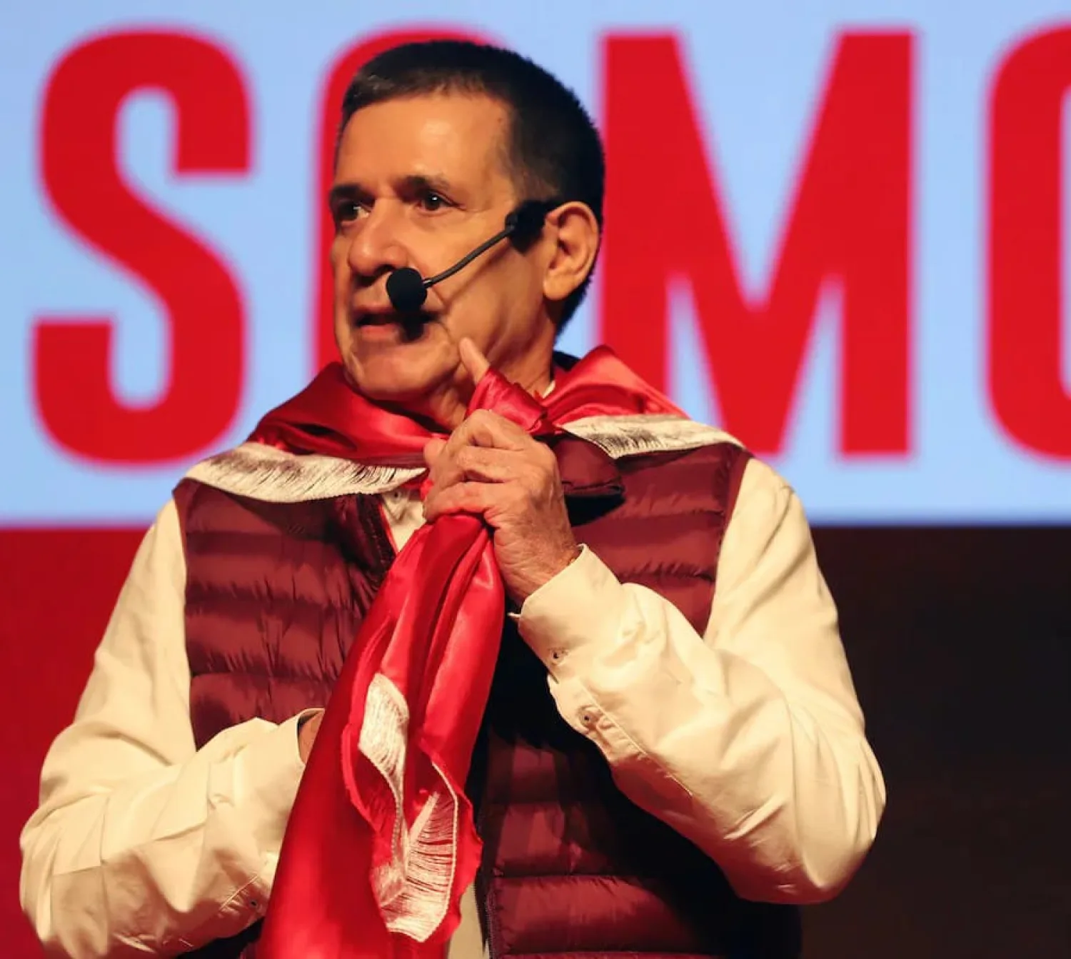 Cartes lidera con 55 % la intención de voto para presidencia de la ANR