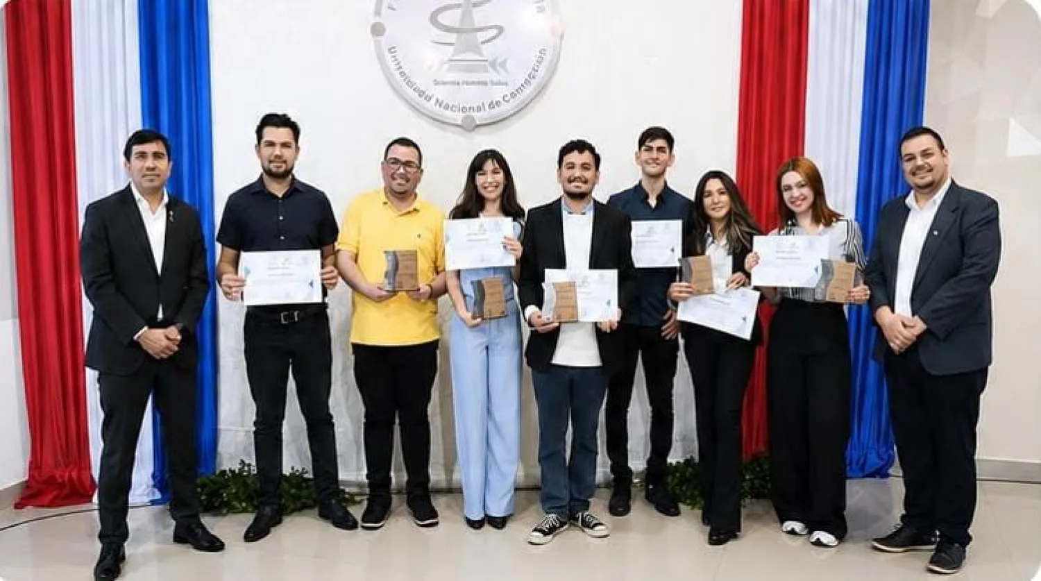 Universidad Interamericana de PJC obtiene siete premios en evento de ciencia en Concepción
