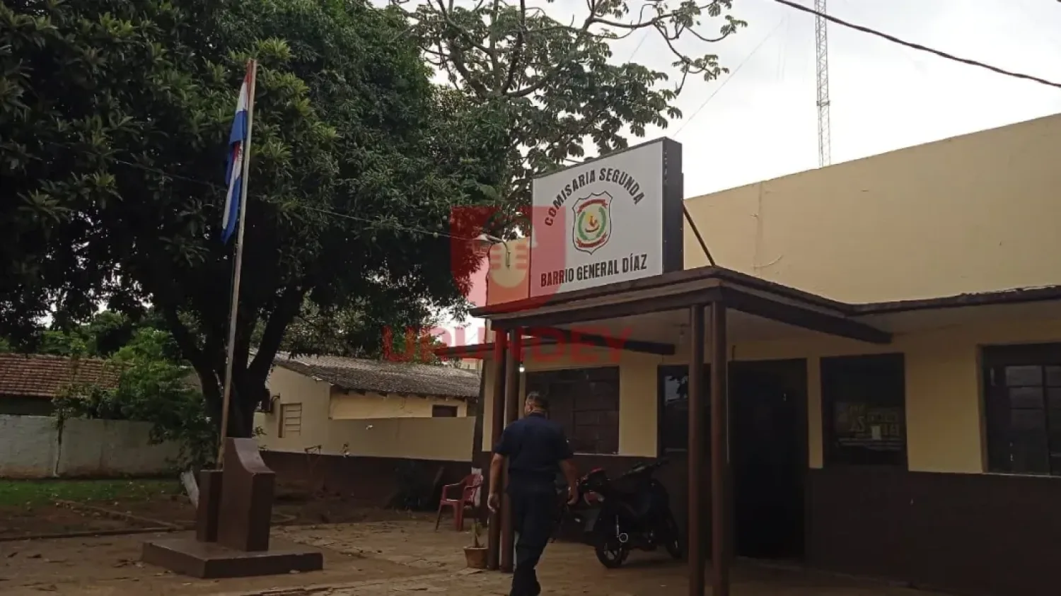 Hurtan la motocicleta a un joven frente a su colegio en Pedro Juan Caballero