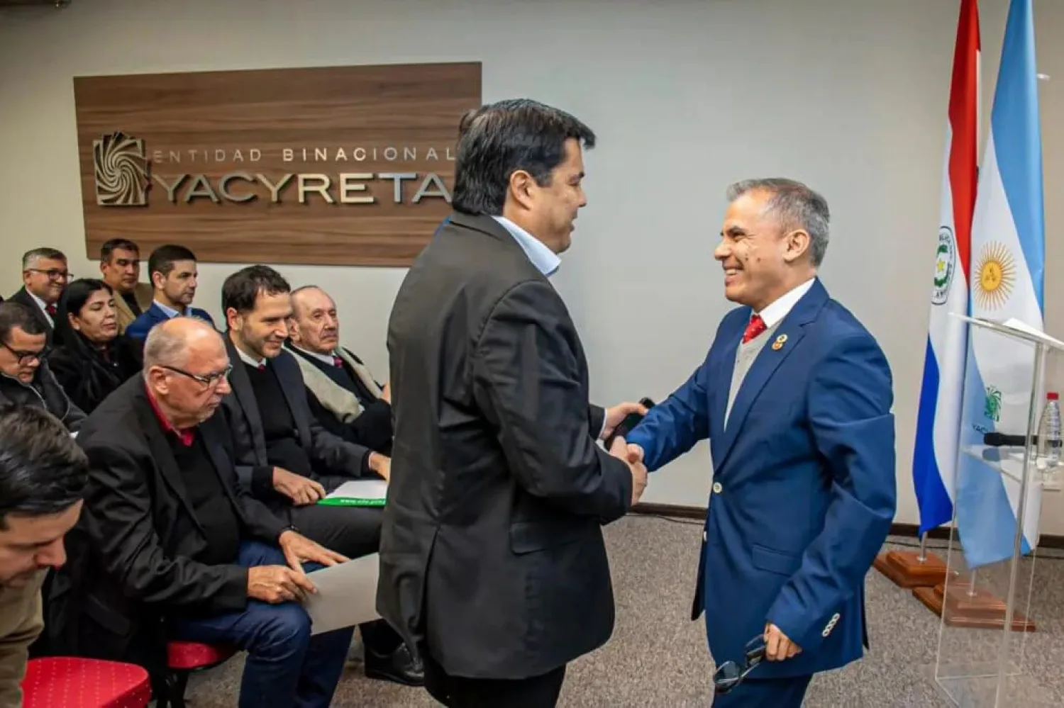 Asesoría Jurídica de la EBY reporta ahorro de USD 34 millones en tres años de gestión