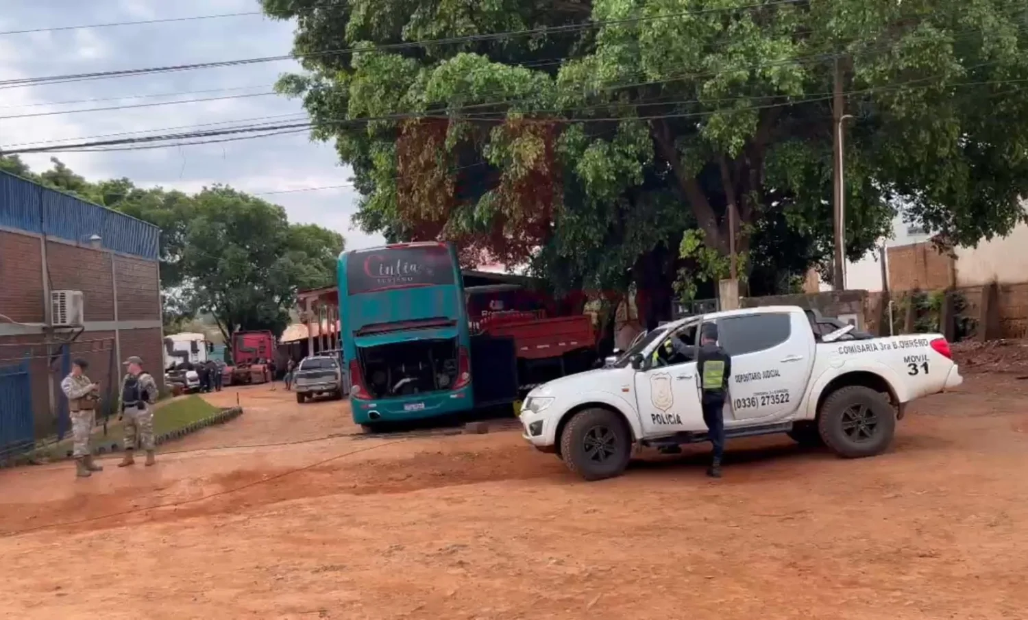 Allanan taller por camiones irregulares y clausuran el local en Pedro Juan Caballero