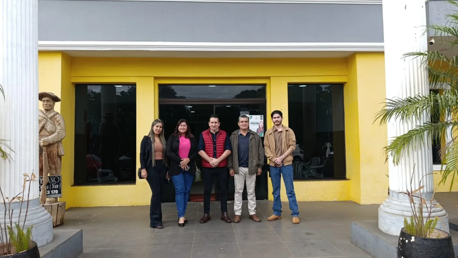 Concejales de Cerro Corá gestionan obras y servicios en la Gobernación de Amambay