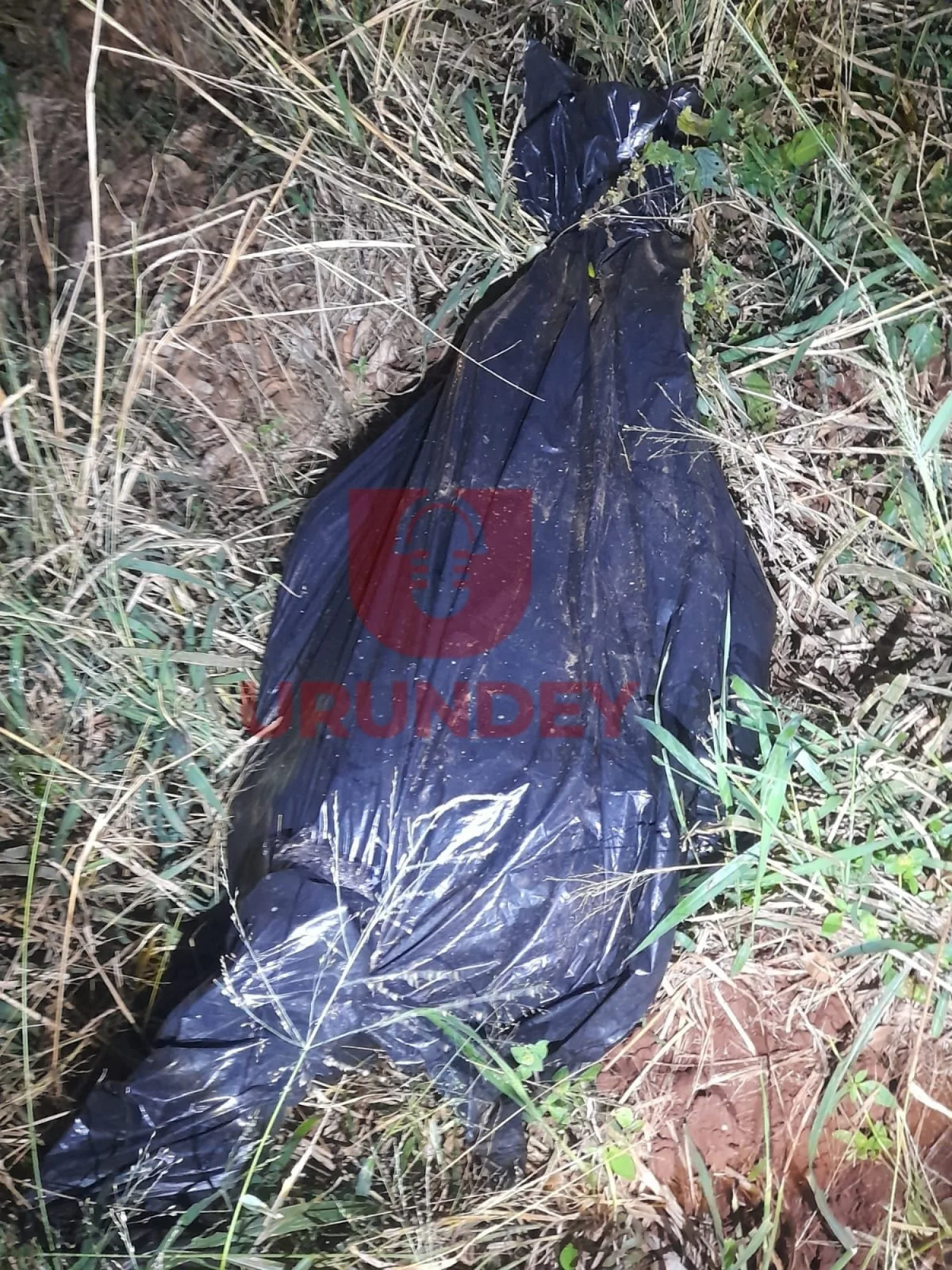 Encuentran cadáver envuelto en una bolsa en Zanja Pytã