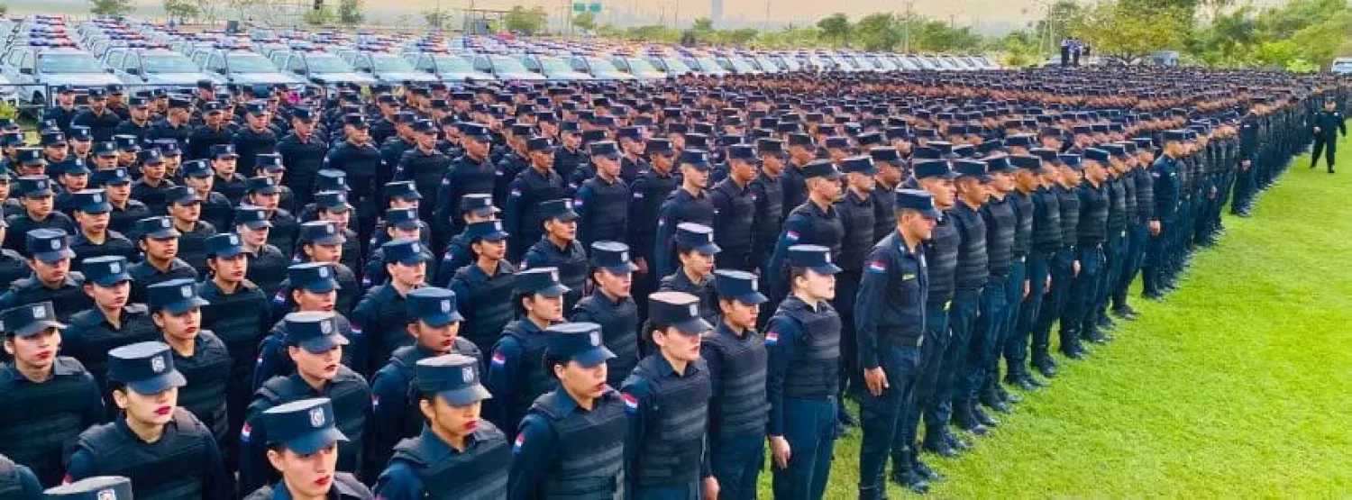 Fuerzas policiales celebran su día institucional en todo el territorio nacional