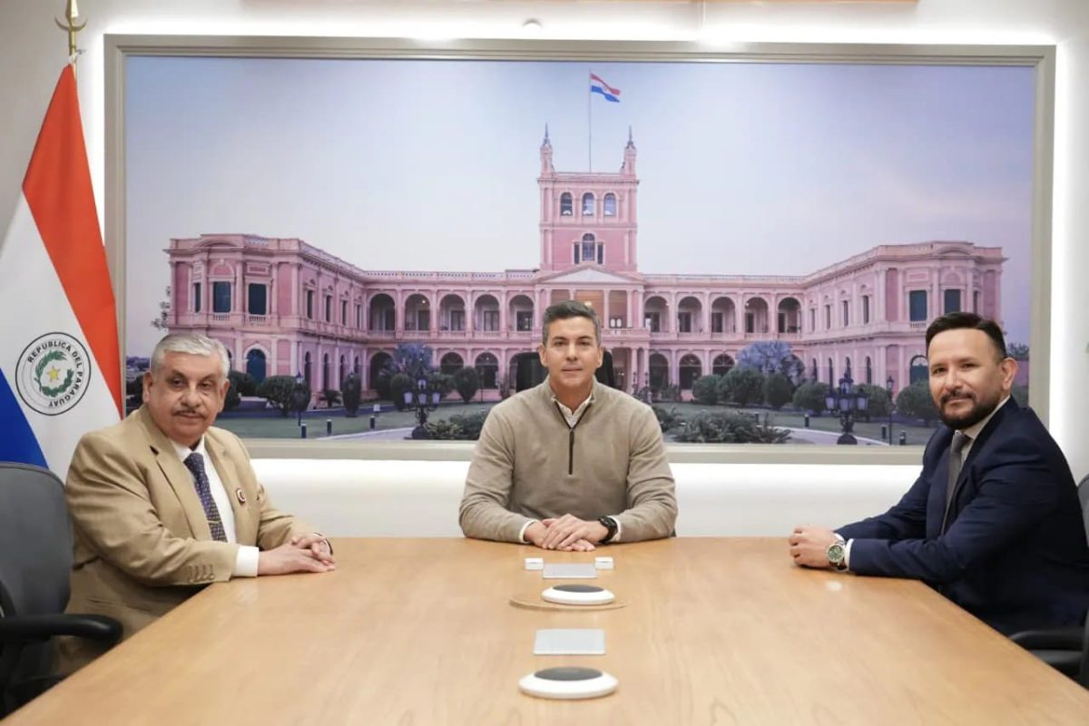 Peña confirma cambios en Salud: Isaías Fretes es nuevo ministro y Derlis Léon, presidente de IPS