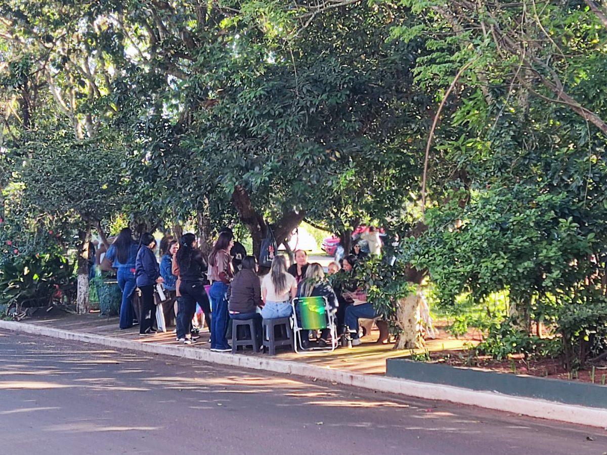 Docentes se movilizan en Pedro Juan Caballero en reclamo de rubros e infraestructura