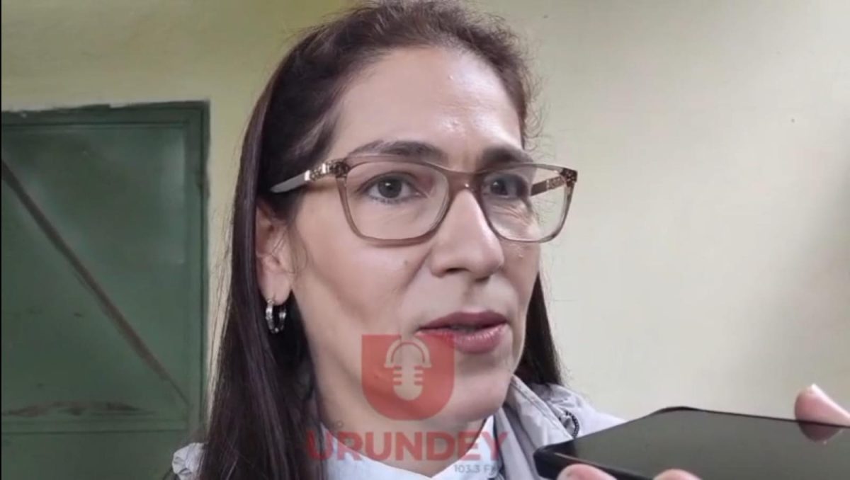 La concejala Carolina Yunis sufragó en la filial de la Facultad de Agronomía de la UNA en PJC
