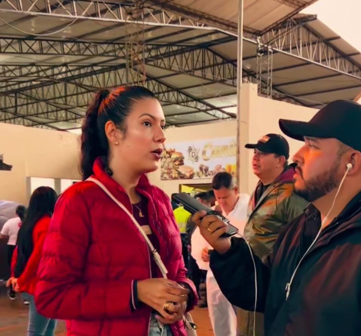 La concejala Larissa Winckler votó en el Colegio Nacional Defensores del Chaco