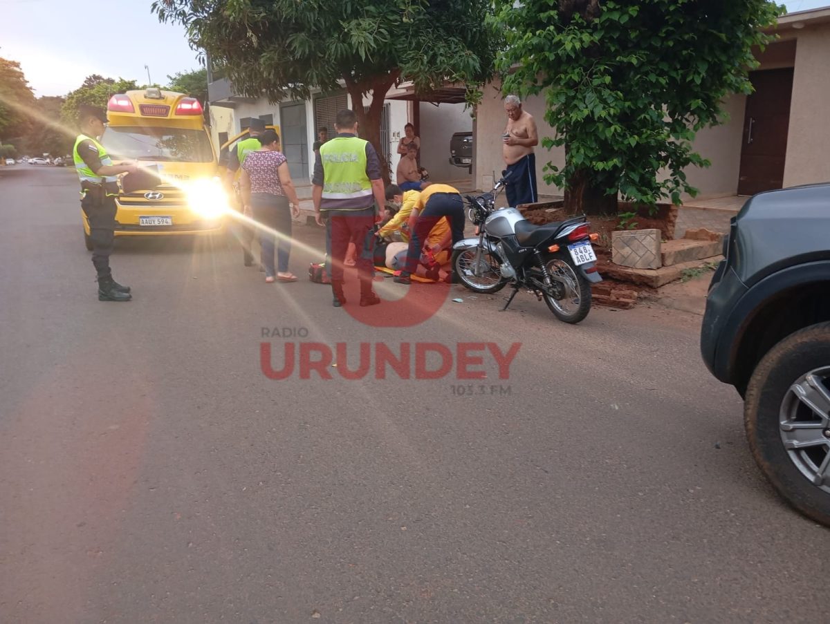 Un motociclista resultó herido tras chocar contra una plantera en Pedro Juan Caballero