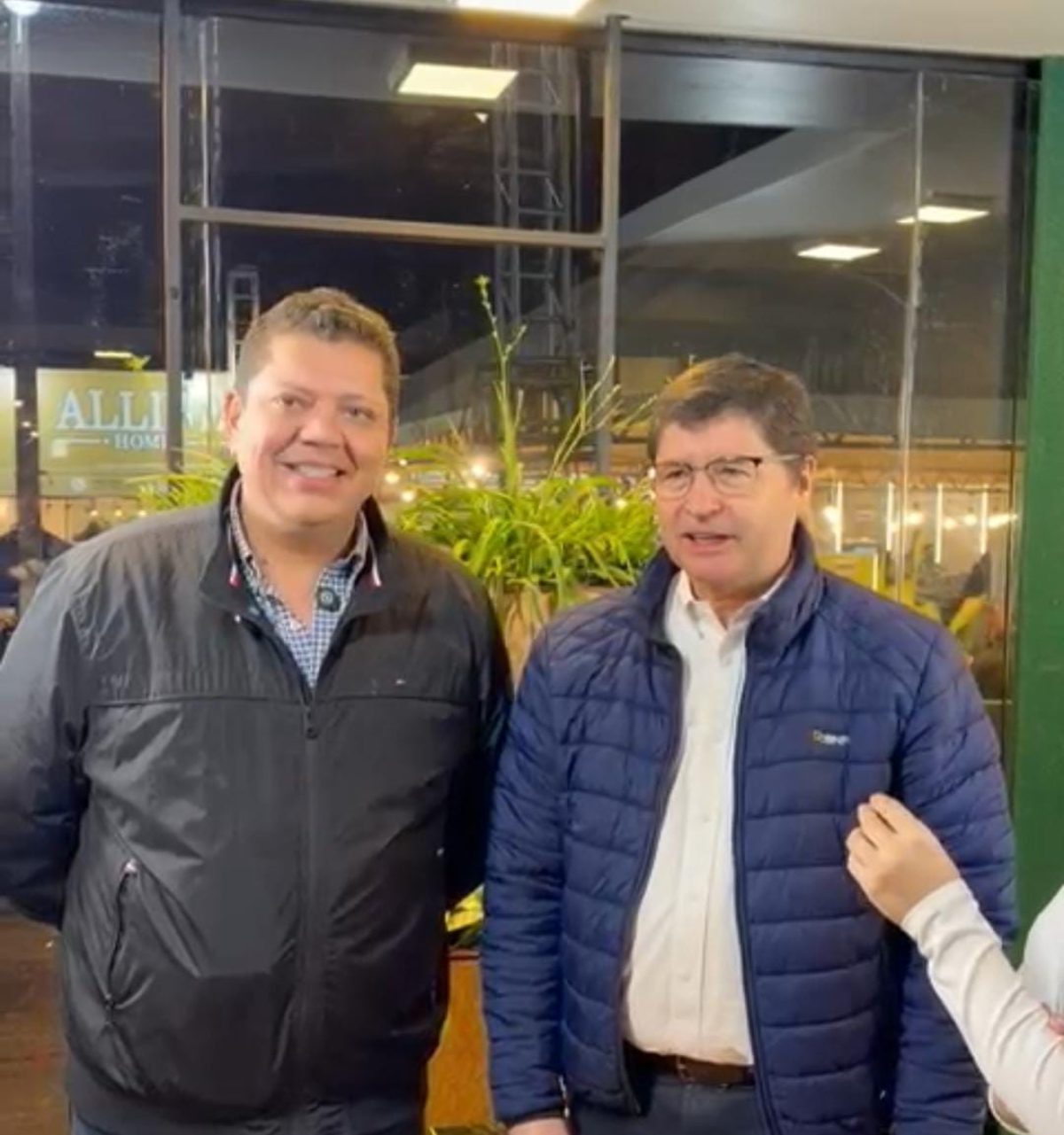 Juancho Acosta gestiona y anuncia la construcción de una nueva sede del BNF en PJC y cajeros automáticos en Karapaí y Cerro Corá
