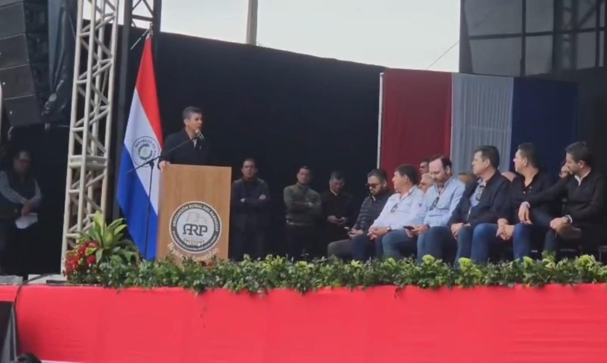 Santiago Peña destaca la gestión de Juancho Acosta durante la Expo Amambay: "Es un ejemplo a nivel nacional"