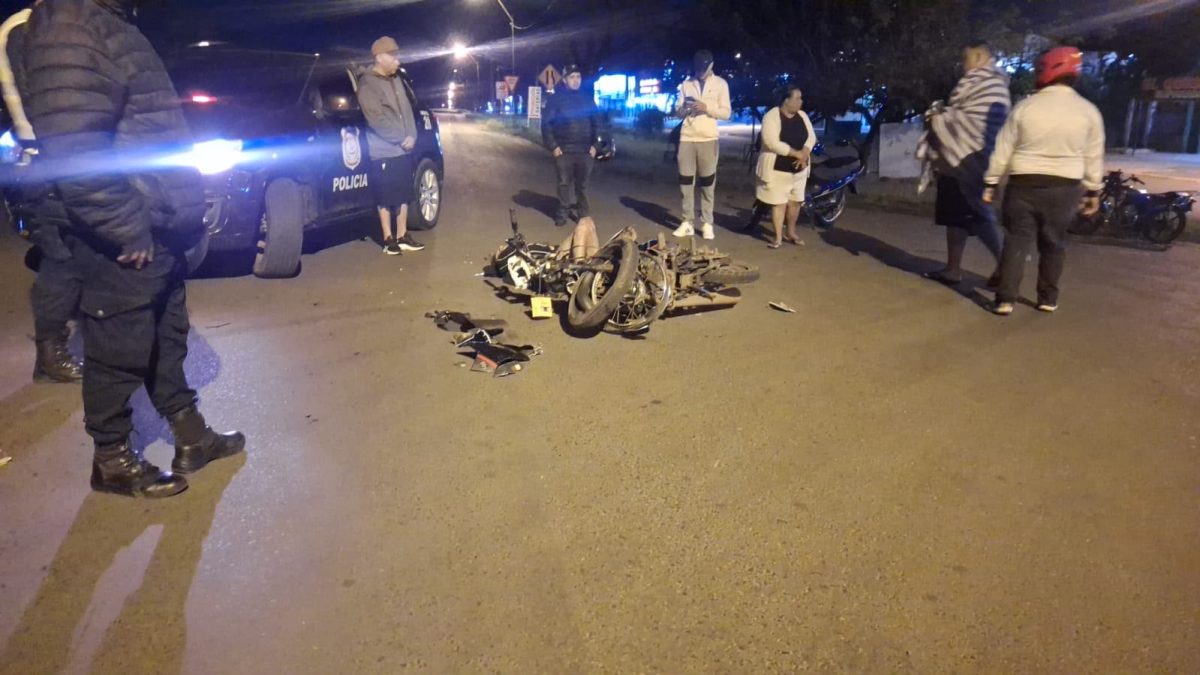 Un choque entre una motocicleta y una camioneta deja un herido en Pedro Juan Caballero