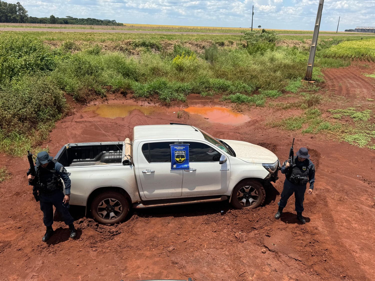 Policía Rodoviária localiza en Ponta Porã una camioneta de alta gama robada en Caarapó
