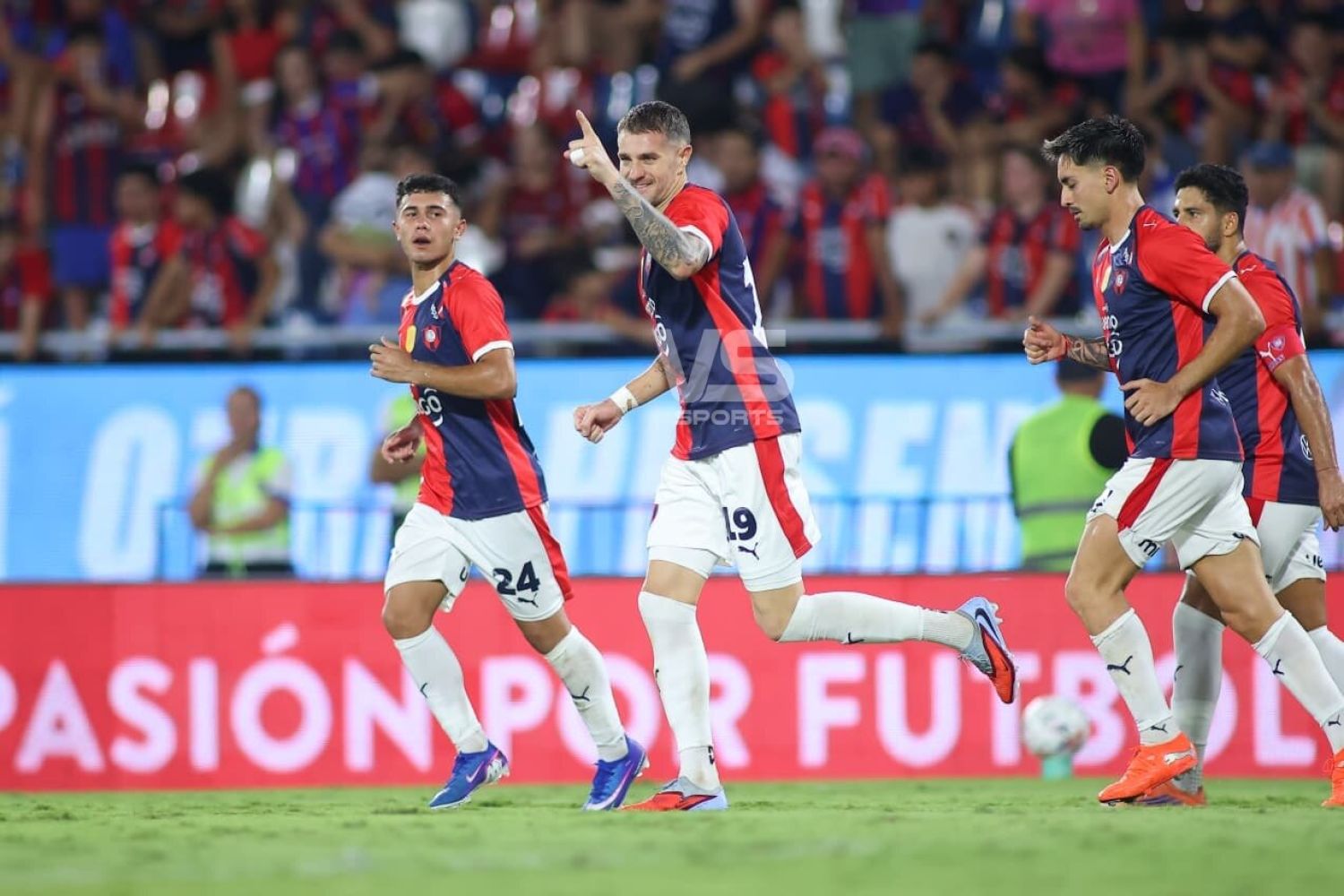 Cerro Porteño cumple en la Nueva Olla y no le pierde pisada al líder