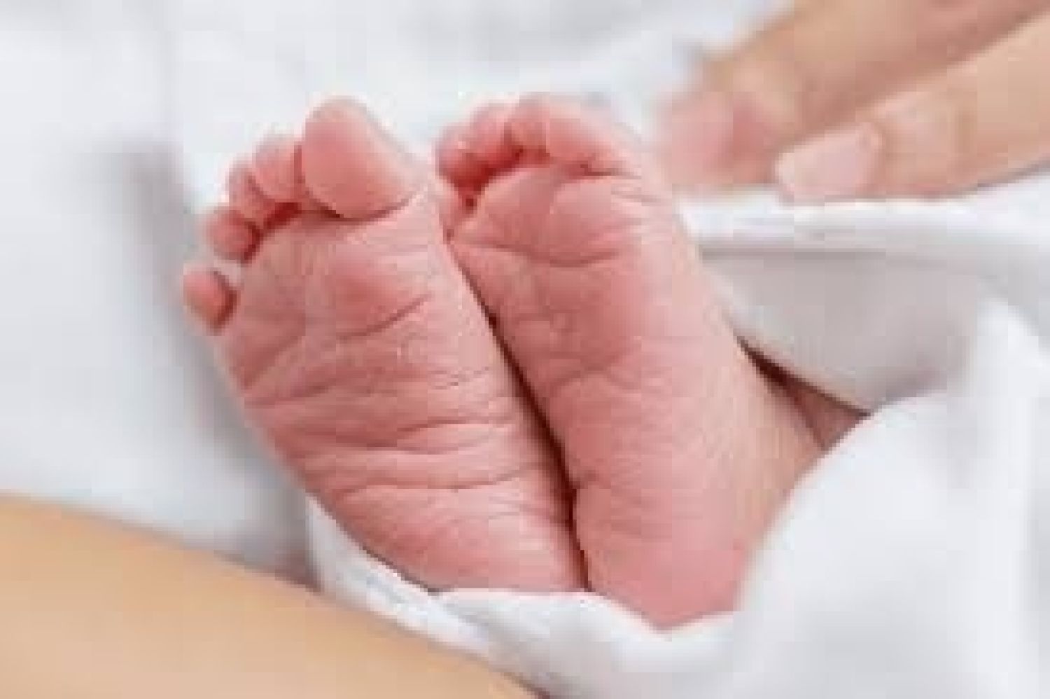 Niña de 3 años muere por desnutrición y sus padres son detenidos en Pedro Juan Caballero
