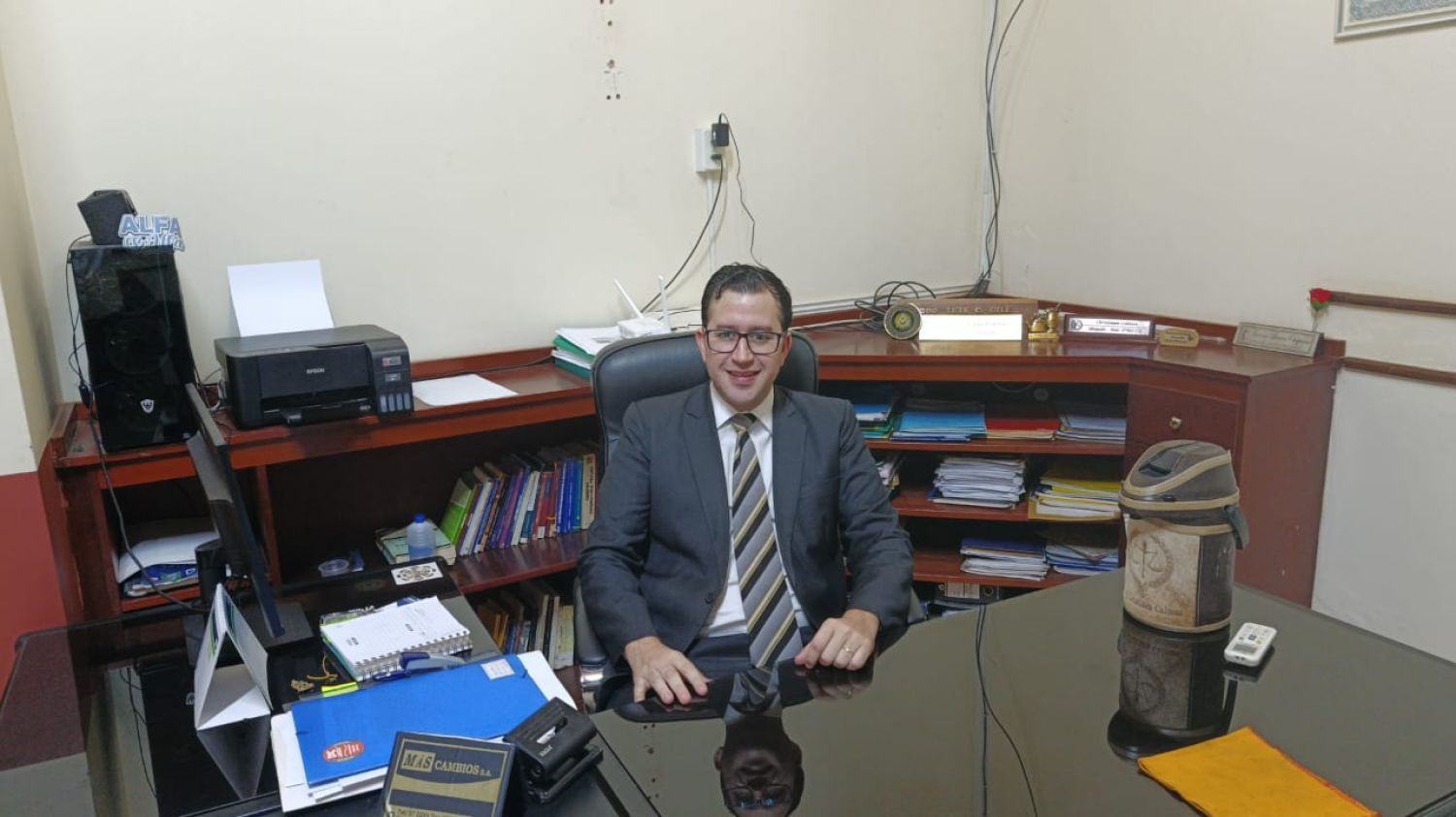 Abogado de Pedro Juan Caballero advierte que la IA podría "atrofiar" la mente de los juristas
