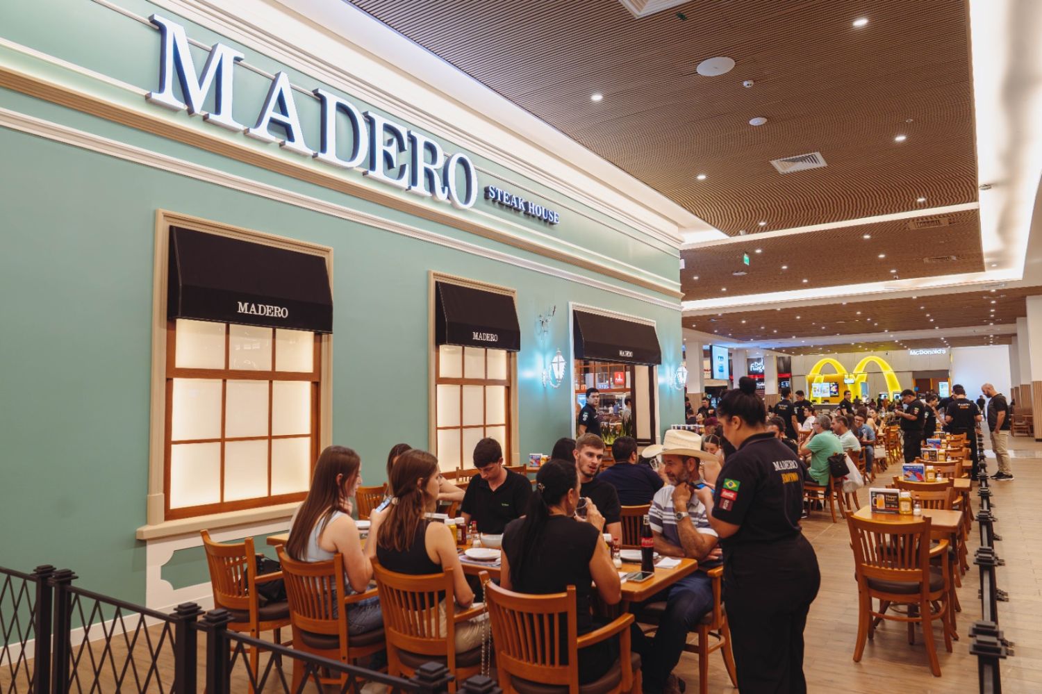 Madero elige Paraguay para su expansión internacional y abre en Shopping China