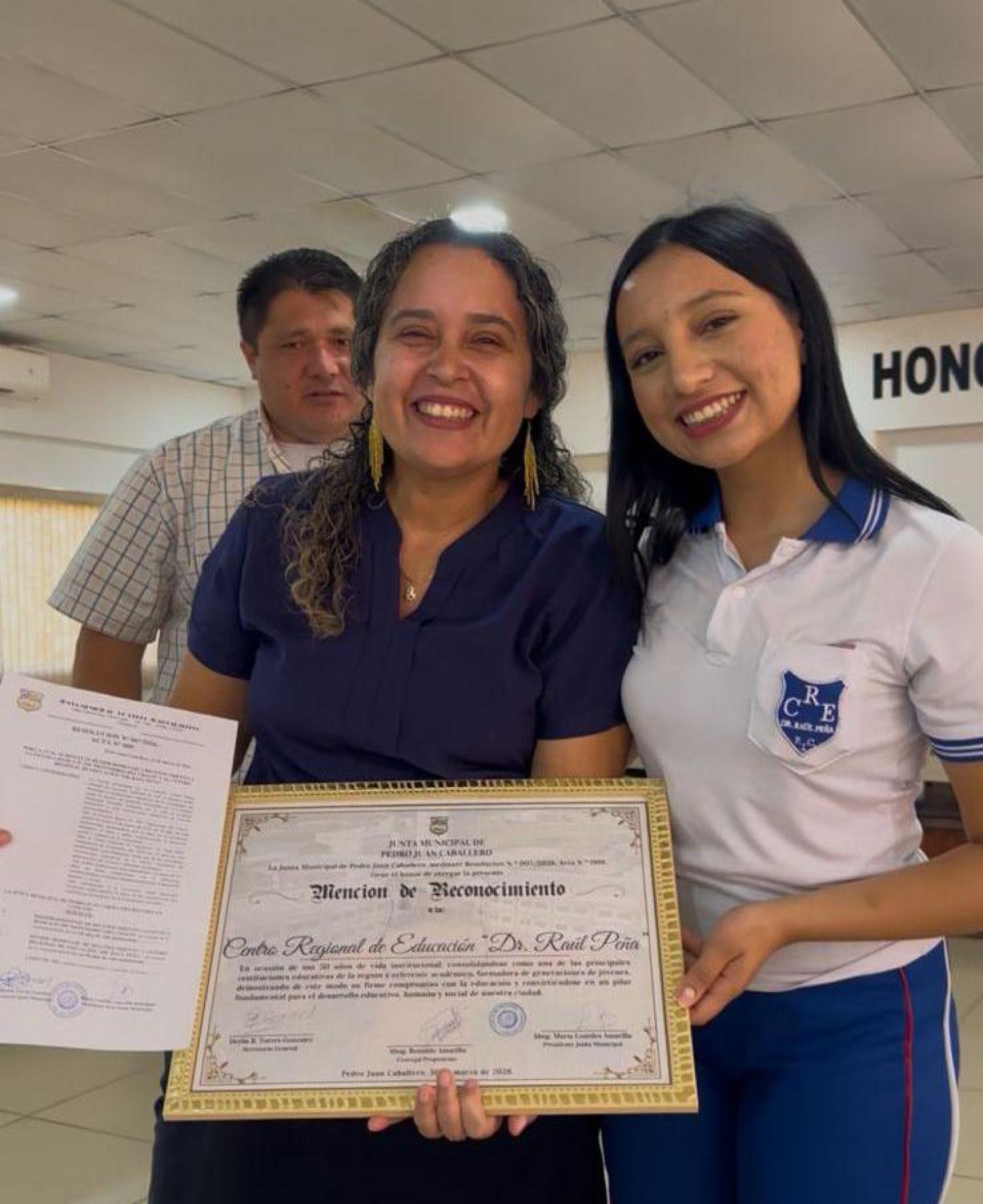Junta Municipal de PJC rinde homenaje al Centro Regional de Educación por sus 50 años