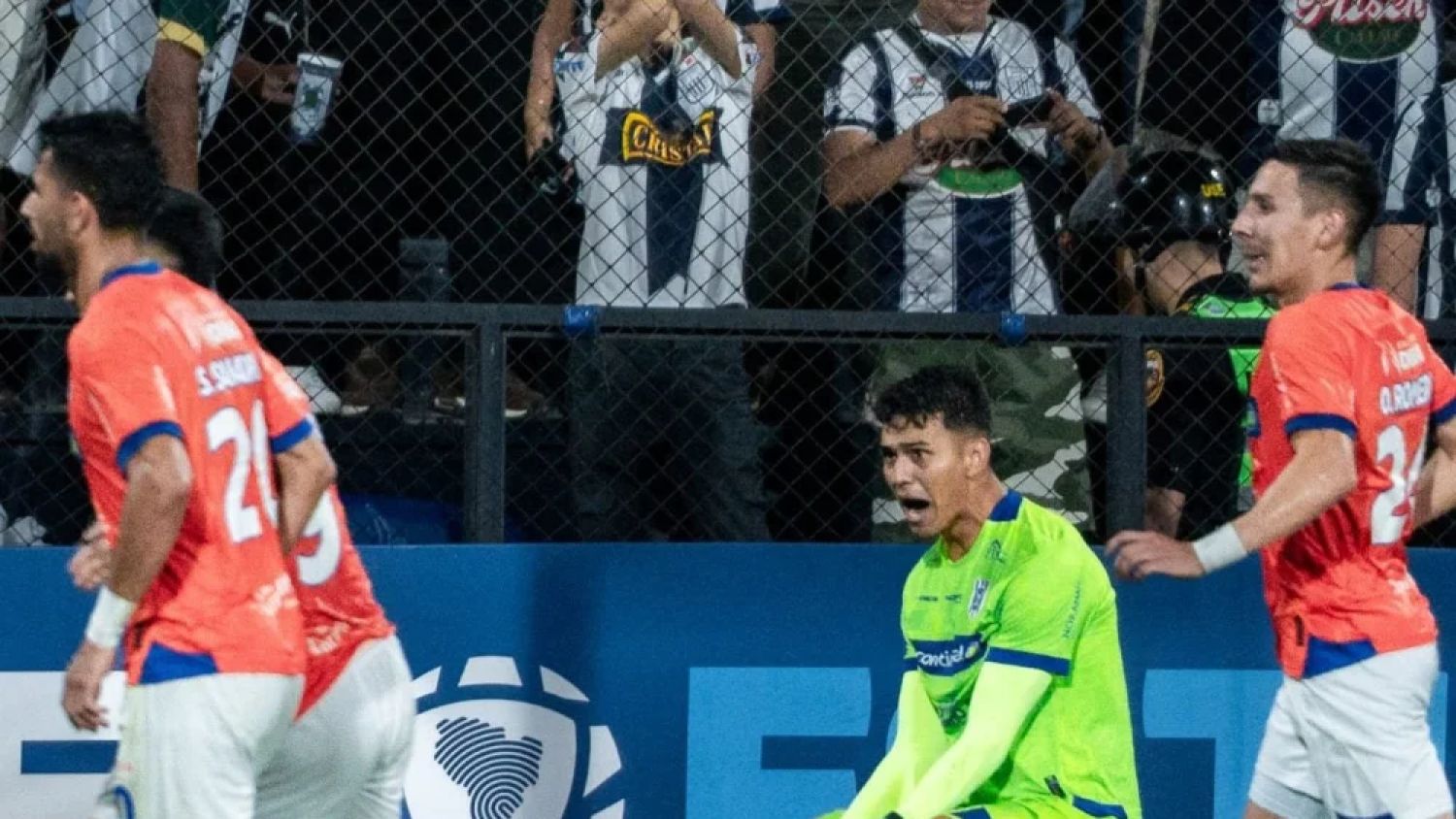 Histórico! 2 de Mayo silencia el Matute y avanza en la Copa Libertadores