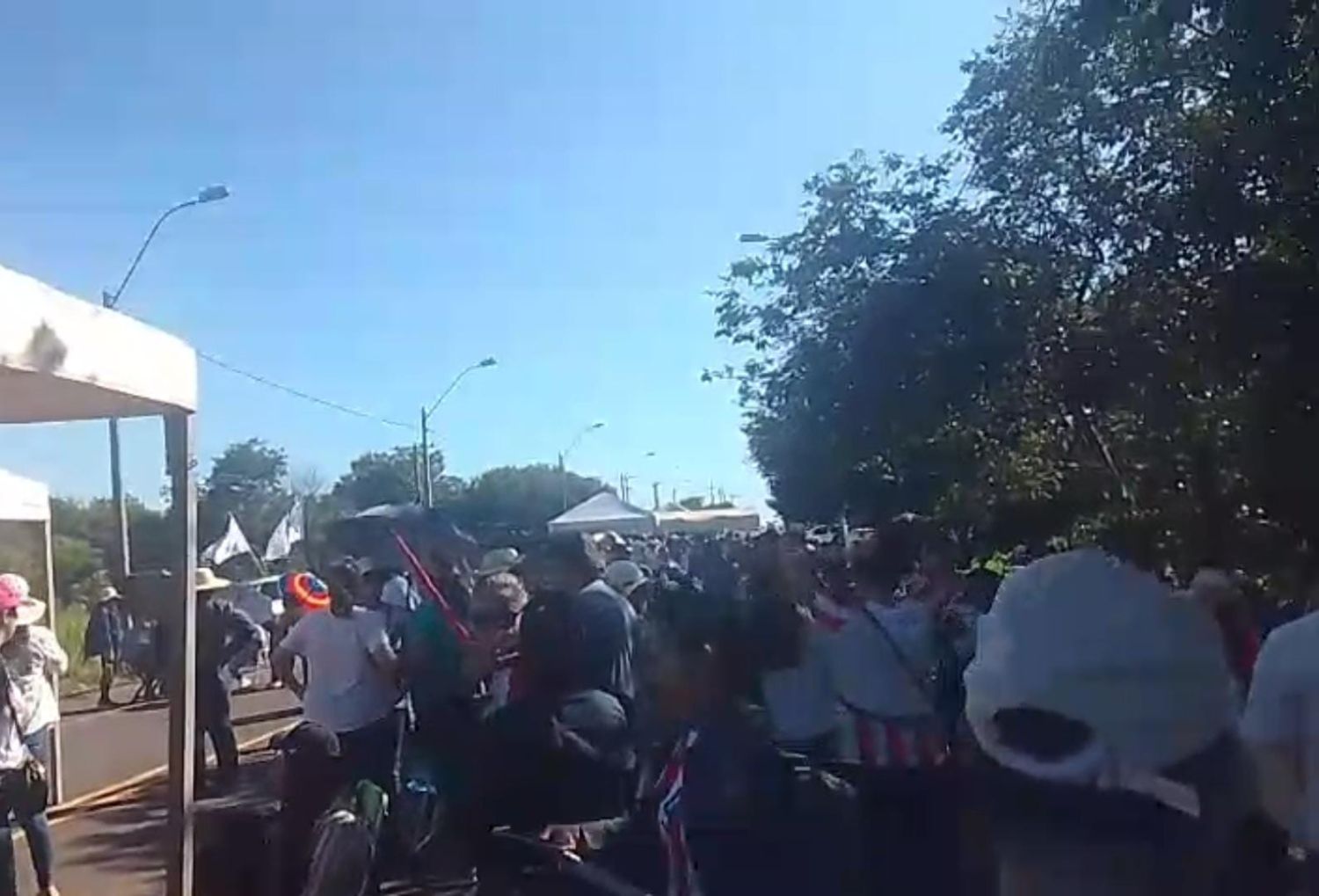 Docentes de Amambay levantan cierres de ruta pero advierten paro en marzo