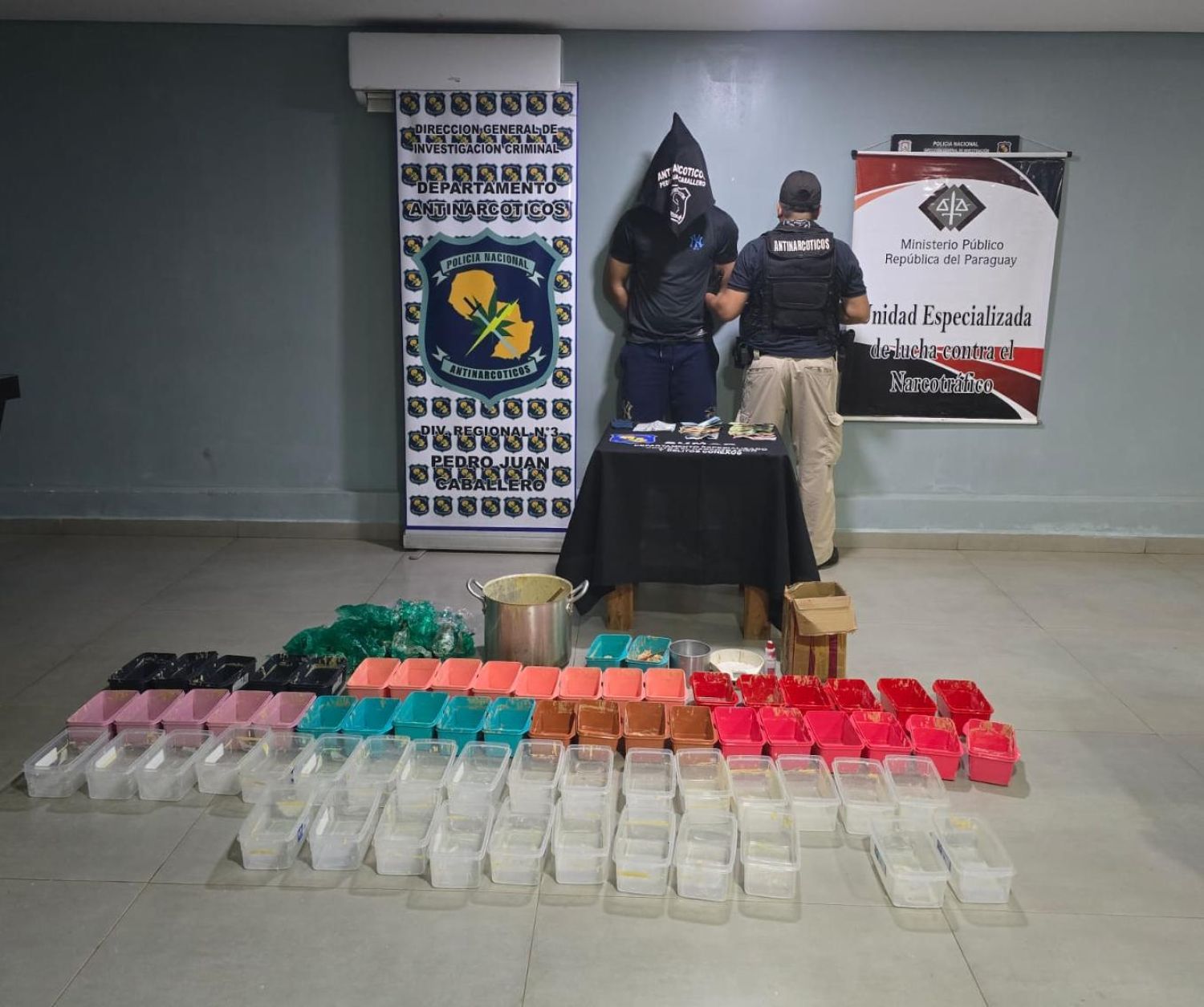 Desmantelan laboratorio clandestino de cocaína en Pedro Juan Caballero